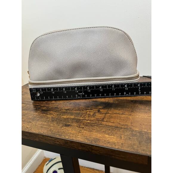 Stackers Taupe Faux Leather 2 Zipper Compartments Cosmetic Makeup Travel Bag - Picture 6 of 11